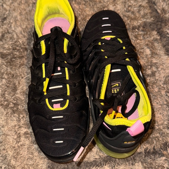 Vapor Max Plus. Pink and Green - Picture 5 of 5